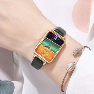 Éxito Explosivo en <span class=keywords><strong>TikTok</strong></span>: Reloj Cuadrado de Moda para Mujer, Correa de Cuero, Estilo Lujoso y Ligero, Color Verde - Product Image 4