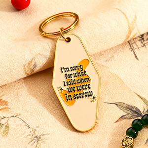 พวงกุญแจโลหะผสมสังกะสีชุบทองคำ พร้อมโลโก้สั่งทำจากโรงงาน ตัวอักษรเคลือบเงา ปรับแต่งได้ตามต้องการ - Product Image 5