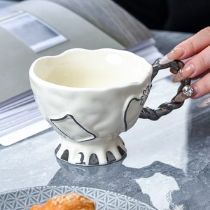 ถ้วยกาแฟสำหรับน้ำชายามบ่ายสไตล์ยุโรป ถ้วยเซรามิกขอบเงินสุดหรู ของขวัญคุณภาพสูง - Product Image 6
