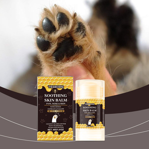 Crema para el cuidado de mascotas natural de etiqueta privada OEM para perros y gatos bálsamo para patas de piel sensible con pata agrietada suavizante - Product Image 1