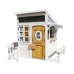 Casa de juegos de madera de color blanco para niños, para jugar en el patio trasero, jardín o parque. - Product Image 1