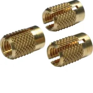 Kit di 100 Boccole Filettate Hager Orion Plus, Larghezza 8,5 cm, Altezza 9,5 cm, Profondità 12 cm - Product Image 1