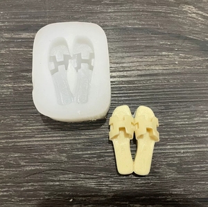 Cetakan Lilin Bentuk Sepatu Mini Mewah Unik dari Silikon, Cetakan Sabun Beton Wangi Kecil untuk Pembuatan Lilin DIY - Product Image 4