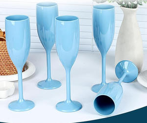 Venda Direta de Fábrica CX Copo Clássico de Plástico Alto Vermelho para Uso em Restaurante e Festa Transparente Colorido Capacidade de 201-300ml Portátil - Product Image 4