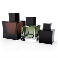 Solent Logo de haute qualité Design carré de luxe 30ml 50ml 100ml Flacon de parfum en verre vide personnalisé avec couvercle noir
