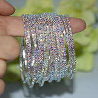 89 Designs En stock Bracelet tennis de mode pour femme, avec strass assortis et cordon élastique, style diamant