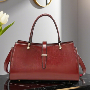 Nouveaux sacs à bandoulière de créateurs de mode, sacs à main en cuir PU de haute qualité, sacs messager décontractés, sacs à main et pochettes de luxe pour femmes - Product Image 1