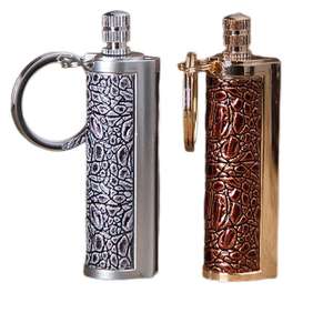 Briquet ouvre-bouteille en vrac coupe-vent porte-clés étanche et durable allume-briquet porte-clés d'urgence allume-feu en silex vente en gros - Product Image 1