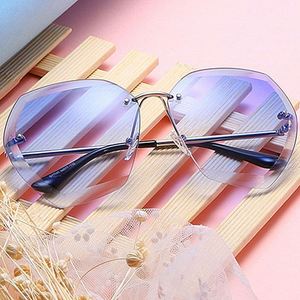 Vente chaude Logo Personnalisé Vintage Hommes Monture En Métal Lunettes De Soleil Sans Monture UV400 Femmes Lunettes De Soleil <span class=keywords><strong>2020</strong></span> - Product Image 3