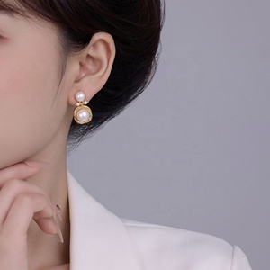 French Retro Style Imitation Pearl <b>Stud</b> Earrings Copper Gold Plated 925 <b>Silver</b> Women's Light Luxury Gift - Product Image 4