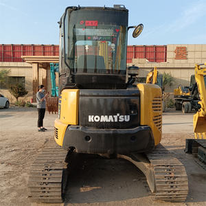 Excavatrice sur chenilles hydraulique d'occasion PC55MR 5,5 tonnes, système entièrement hydraulique, capacité de la benne de 0,23 m³, bon état, d'origine - Product Image 4