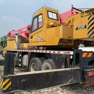 Grúa Móvil Hidráulica de Segunda Mano Zzomlion/SANYY/X-C-M-G STC250 de 25 Toneladas con Motor en Venta - Product Image 1