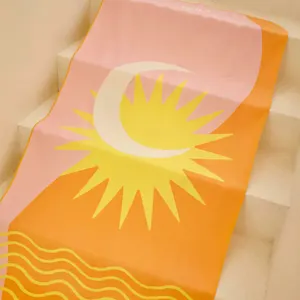 منشفة شاطئ فاخرة كبيرة الحجم كبيرة الحجم من الجاكار ميكروفايبر مخصصة مخصصة ، منشفة شاطئ رقمية مطبوعة مع شعار