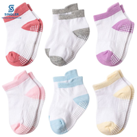 Chaussettes antidérapantes à pois, chaussettes pour enfants, chaussettes en coton, chaussettes bateau pour bébé, chaussettes tricotées, chaussettes de sol