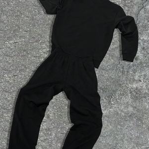 Conjunto Deportivo Personalizado de Dos Piezas con Letras Simples Estampadas Digitalmente, 100% Poliéster de Secado Rápido para Hombre, Otoño - Product Image 3