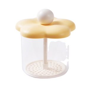 Mignon distributeur de mousse manuel portable en forme de fleur pour usage domestique et hôtelier – Appareil de création de mousse pour nettoyant visage et shampoing - Product Image 1