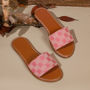 Sandalias planas de verano transpirables para mujer, con parte superior de PVC, correa elástica, sin cordones, con suela suave, sandalias de PVC reciclables. - Product Image 2