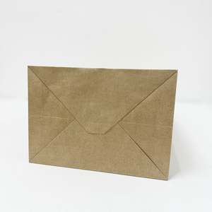 Bolsa de Compras de Papel Kraft Blanca y Marrón con Asas Retorcidas e Impresión de Logotipo - Product Image 6