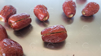 Machine à écaler industrielle motorisée Hexu en acier inoxydable SUS304 1,5 kW pour l'élimination des noyaux de jujubes et de dattes rouges