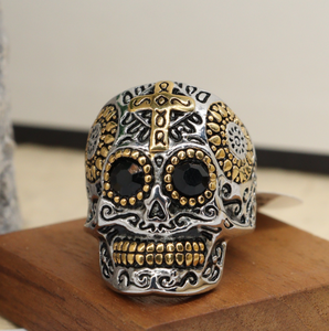 Anelli personalizzati in acciaio inossidabile con intaglio in oro gotico con teschio di colore rosso blu gioielli unici da motociclista per matrimoni - Product Image 5