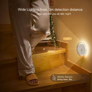 Lampe LED de placard rechargeable USB au design moderne, lampe de chevet à capteur de mouvement, lumière blanche chaude, interrupteur automatique pour escaliers, usage domestique - Product Image 4