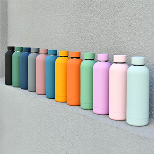 500ml Tour Botellas de agua Frascos de vacío <span class=keywords><strong>Termos</strong></span> Viaje Doble pared Tacto suave Boca pequeña Pintura de goma Botellas de agua aisladas - Product Image 2