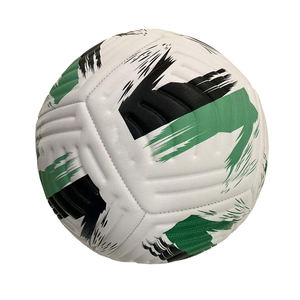 2024 Ballon de football de haute qualité avec logo personnalisé Ballon de football personnalisé d'entraînement de taille 5 - Product Image 1