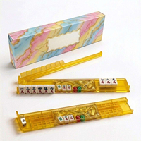 Boîte Cadeau Colorée – Règle de Mahjong en Acrylique avec Effet de Sable Flottant, Support Transparent pour Tuiles, Accessoire Portable pour Jeu de Table en Intérieur