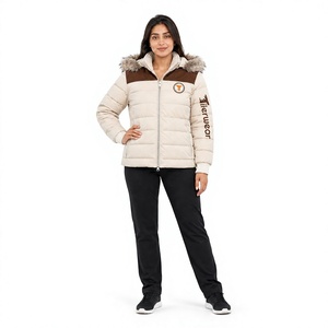 Veste matelassée d'hiver pour femme Tiierwear avec capuche à bordure en fourrure, manteau épais à fermeture éclair et blocs de couleur - Product Image 1