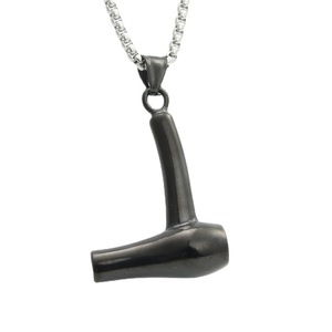 Collier pendentif sèche-cheveux en acier titane pour hommes, style punk rétro, design géométrique en acier inoxydable, finition polie - Product Image 3