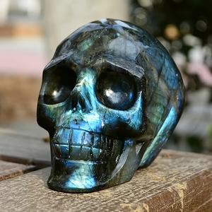 Crâne en cristal naturel sculpté, ornement en cristal poli pour la décoration de la maison et du bureau, collection de cadeaux artisanaux de guérison Reiki - Product Image 3