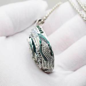 Nouveau Collier Pendentif Aigle Doré Tendance Sportif de Haute Qualité en Alliage Écologique pour Mariage, Vente Chaude en Gros, Meilleures Ventes - Product Image 3