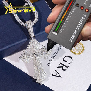 ラッパージュエリービッグサイズアッシャーカットセンターストーンMoissaniteヒップホップペンダントクロスアイスアウトペンダント宗教ジュエリー - Product Image 2