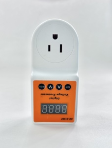 Protector de Voltaje de 16 <span class=keywords><strong>Amperios</strong></span> 2166D con Pantalla Digital y Protección Contra Sobretensiones - Product Image 1