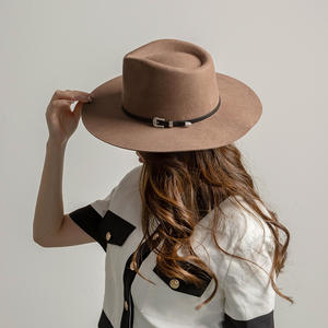 Chapeaux Fedora en laine 100% de haute qualité vendus en usine, chapeaux Fedora pour femmes, mode de plein air, avec ceinture à boucle métallique - Product Image 3