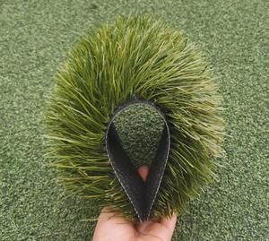 หญ้าเทียมสำหรับสนามฟุตบอล 60 มม. ทนทานต่อสภาพอากาศ เหมาะสำหรับใช้ในสนามกีฬา - Product Image 3