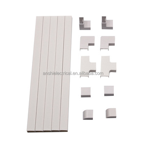 Goulotte de câble <span class=keywords><strong>en</strong></span> <span class=keywords><strong>plastique</strong></span> d'usine avec ruban adhésif Goulotte de conduit de fil électrique <span class=keywords><strong>en</strong></span> PVC Goulotte de câble <span class=keywords><strong>en</strong></span> PVC avec autocollant - Product Image 3