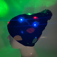 Bonnet tricoté lumineux avec lumières colorées et pompon pour fête d'hiver, Noël, événement nocturne, cadeau