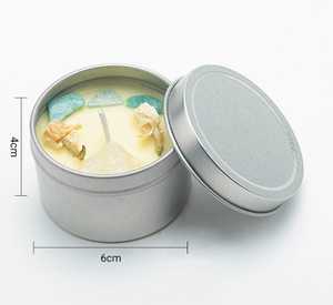 נרות סויה ארומתרפיים יוקרתיים בתווית פרטית, ידידותיים לסביבה, עם גבישים טבעיים מרפאים ופרחים יבשים, לחג ההודיה, פסחא ורמדאן - Product Image 6