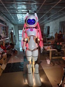 Costume de robot LED qui brille dans le noir, tenue de scène pour boîte de nuit, costume d'astronaute pour soirée dansante avec lumières LED - Product Image 5