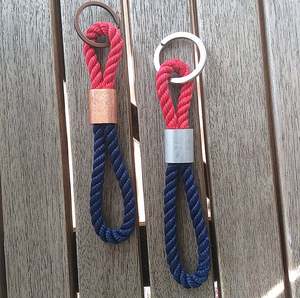 พวงกุญแจมาริติม คลาสสิคแฮนด์เมดเครเอชั่นส์ - Product Image 1