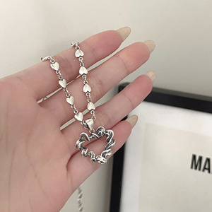 Collar con colgante hueco en forma de corazón de Plata de Ley S925 para mujer, cadena de clavícula de estilo coreano, joyería de regalo - Product Image 4