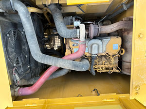 Minimodelo de excavadoras CAT320GC usadas de alta calidad en gran oferta, peso operativo de 20 toneladas con motor central y componentes de bomba - Product Image 5