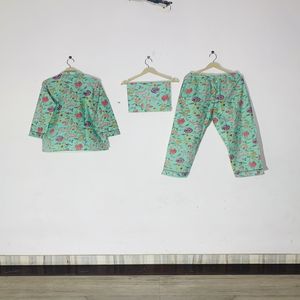 Conjunto de Pijama Floral a Precio de Mayoreo - Ropa de Dormir de Algodón Artesanal, Ropa de Dormir Bohemia de Verano para Mujer - Product Image 4