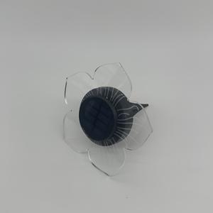 アクリル製花びら型ソーラーLEDガーデンライト、防水、ボタン式、単三電池/単四電池駆動 - Product Image 6