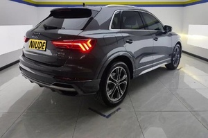 Utilisé pour <span class=keywords><strong>AUDI</strong></span> modèle 2022, SUV 5 portes 5 places le moins cher et en excellent état pour <span class=keywords><strong>Audi</strong></span> <span class=keywords><strong>Q3</strong></span> 40 TFSI Fashion Sport Edition <span class=keywords><strong>à</strong></span> <span class=keywords><strong>vendre</strong></span> - Product Image 2
