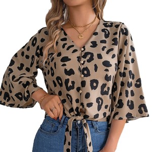Blusa de Mujer con Estampado de Leopardo, Manga Tres Cuartos, con Botones y Encaje, Transpirable, para Primavera/Otoño, Estilo Formal para el Trabajo - Product Image 2