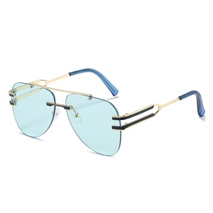 Gafas de Sol Unisex de Moda 2024, Coloridas, Metálicas, con Marco Grande, Gafas de Sol Extra Grandes - Product Image 4