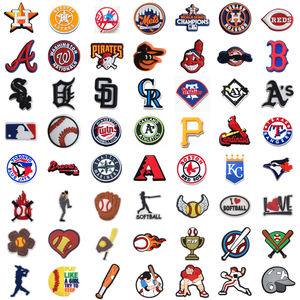 Novedad 2024, Venta al por Mayor, Dijes de Zapatos de PVC con Diseño Personalizado, Logotipo de Equipo de Béisbol Profesional Estadounidense, 2.5-3.5cm, Muestra Gratis - Product Image 1