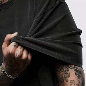 T-shirt personnalisé pour homme en coton uni de haute qualité, imprimé avec un logo vintage, fabriqué par un fabricant - Product Image 6